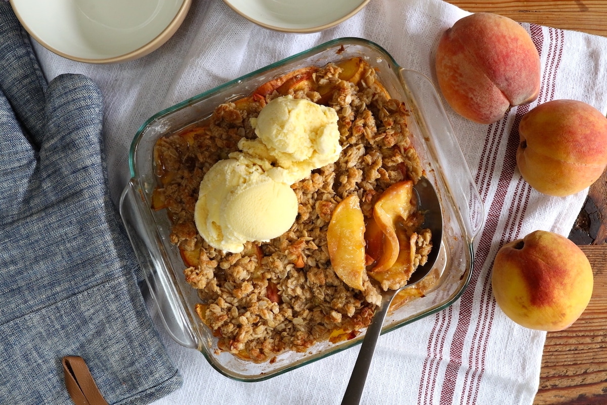 peach crumble oats