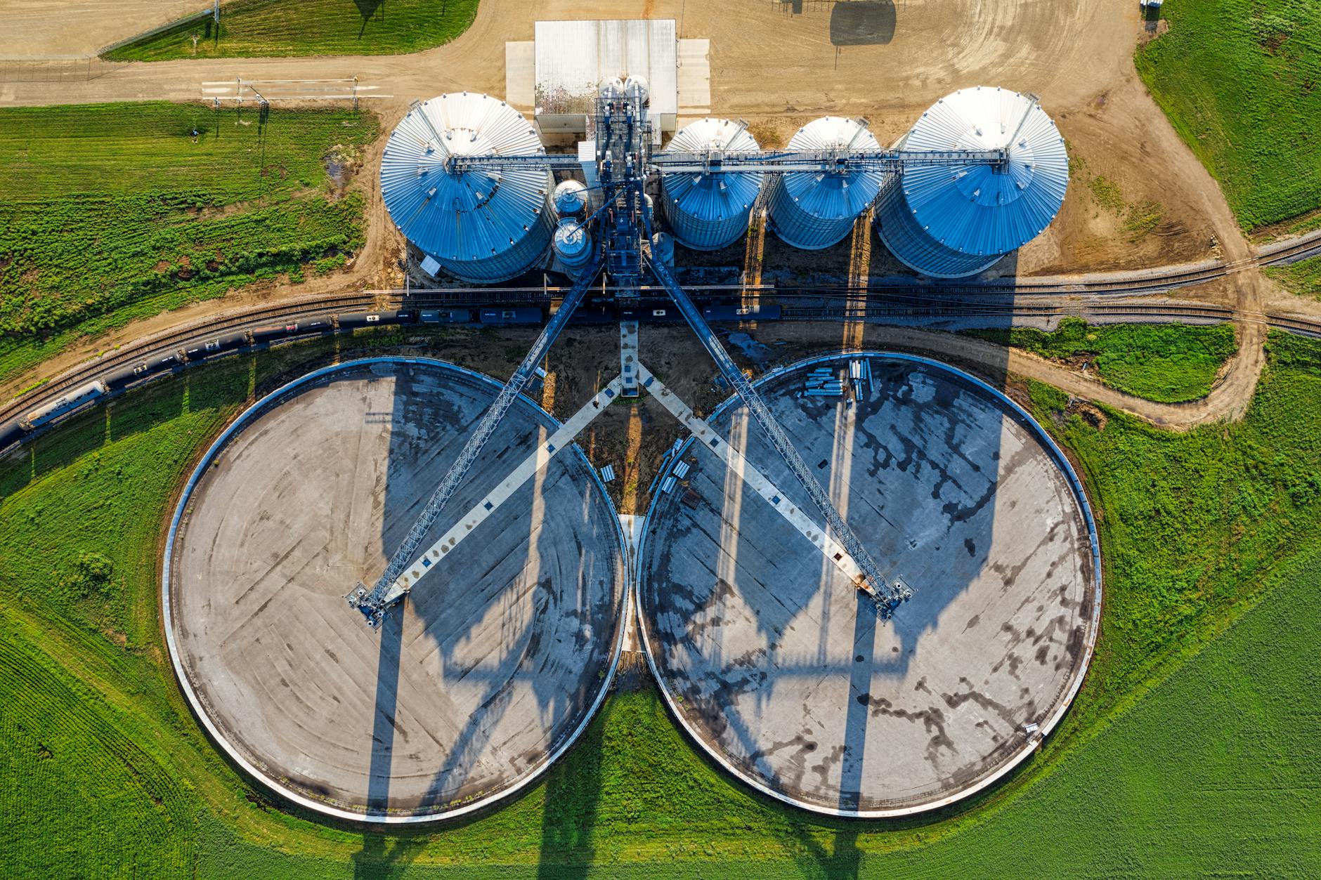 industry vs agriculture